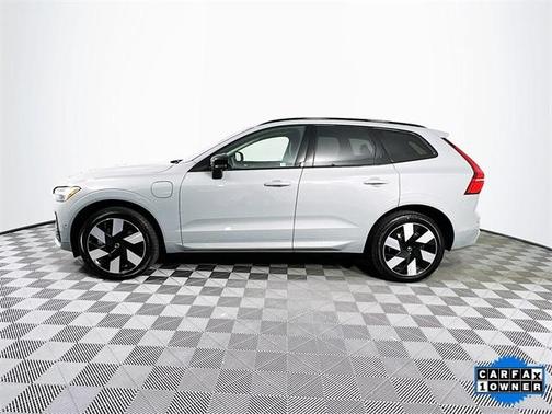 2025 Volvo XC60 Plug-In Hybrid T8 Plus