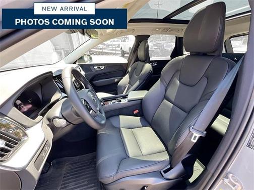 2025 Volvo XC60 Plug-In Hybrid T8 Plus