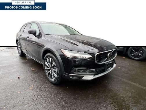 2024 Volvo V90 Cross Country B6 Plus