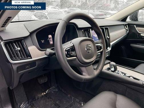 2024 Volvo V90 Cross Country B6 Plus