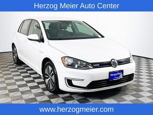 2016 Volkswagen e-Golf SE