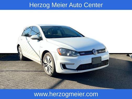 2016 Volkswagen e-Golf SE