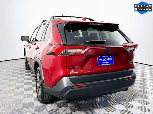 2024 Toyota RAV4 Hybrid XLE Premium