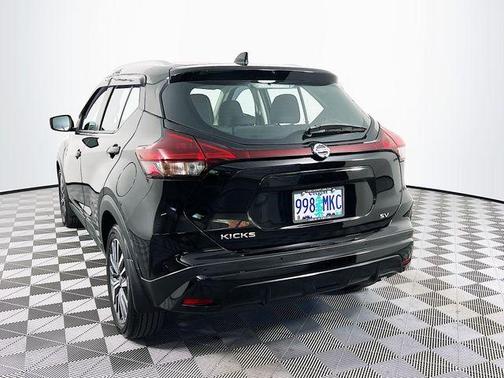 2021 Nissan Kicks SV