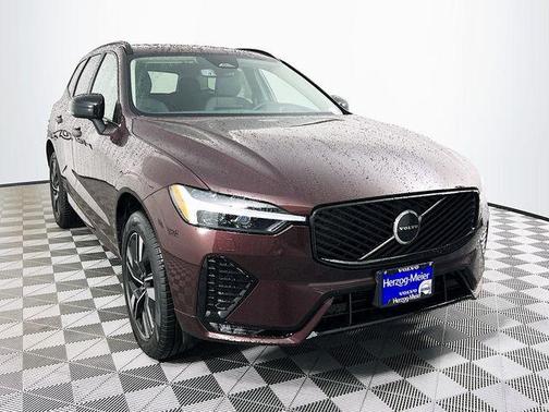 2026 Volvo XC60 B5 Core