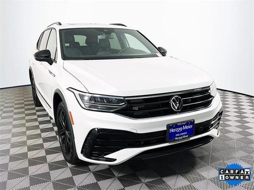 2022 Volkswagen Tiguan 2.0T SE R-Line Black