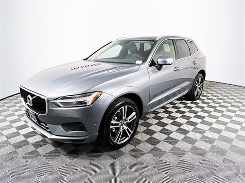 2019 Volvo XC60 T5 Momentum