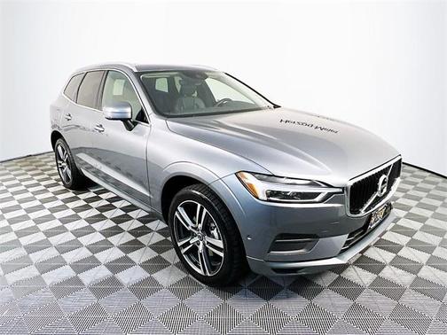 2019 Volvo XC60 T5 Momentum