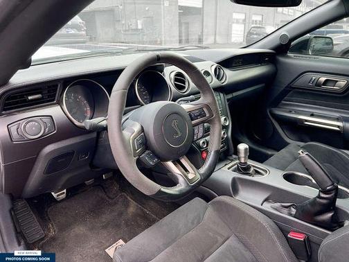 2016 Ford Shelby GT350 Base