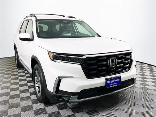 2023 Honda Pilot EX-L 8-Passenger