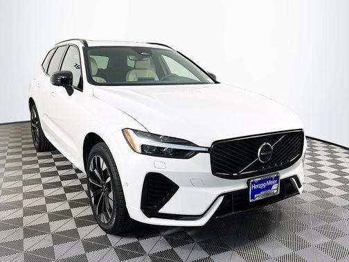 Crystal White Metallic 2026 Volvo XC60 Plug-In Hybrid T8 Plus