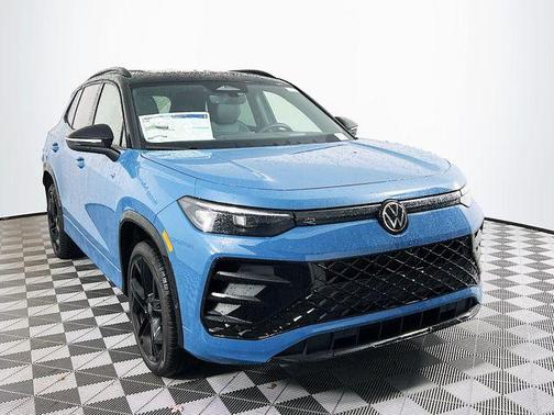 2025 Volkswagen Tiguan 2.0T SE R-Line Black