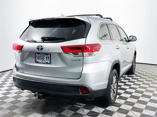 2019 Toyota Highlander Hybrid XLE