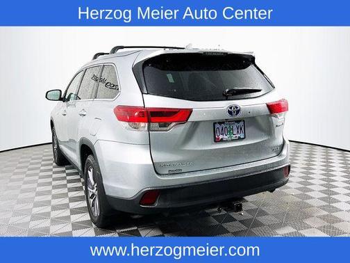 2019 Toyota Highlander Hybrid XLE