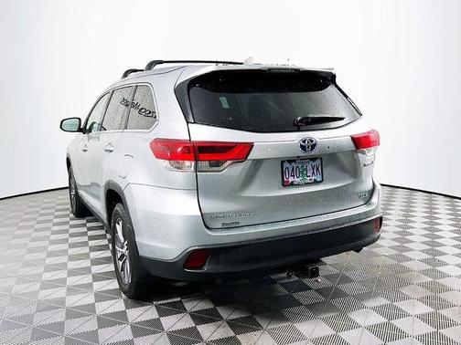 2019 Toyota Highlander Hybrid XLE