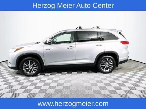 2019 Toyota Highlander Hybrid XLE