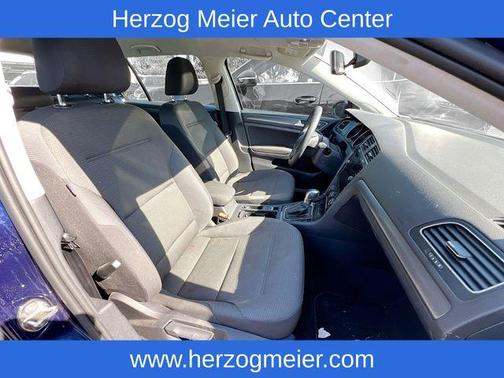 Atlantic Blue 2019 Volkswagen e-Golf SE