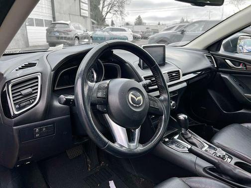 2016 Mazda Mazda3 i Grand Touring