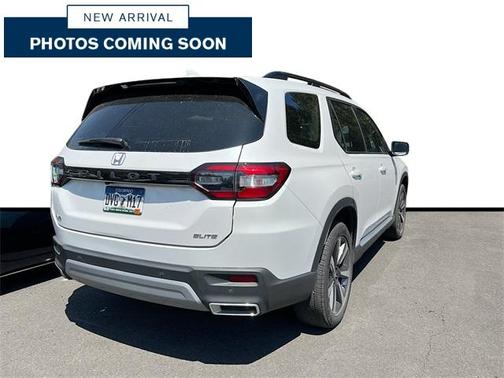2023 Honda Pilot Elite