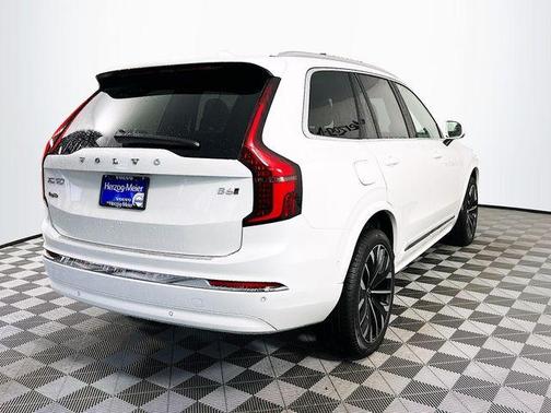 2026 Volvo XC90 B6 Plus 7-Seater