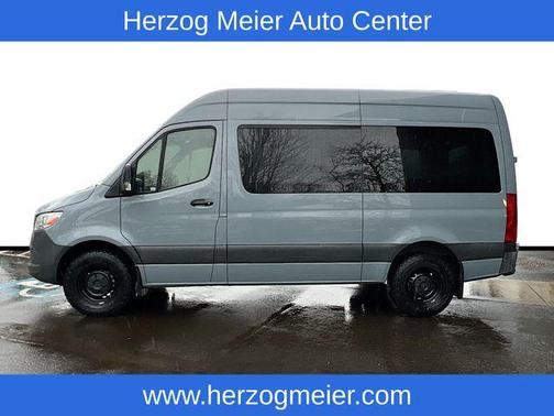 2023 Mercedes-Benz Sprinter 2500 144 WB Standard Roof Passenger