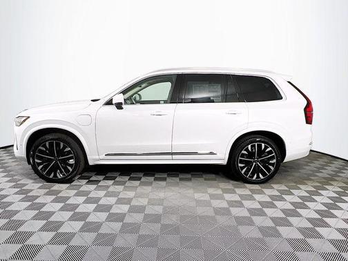 2026 Volvo XC90 Plug-In Hybrid T8 Ultra 6-Seater