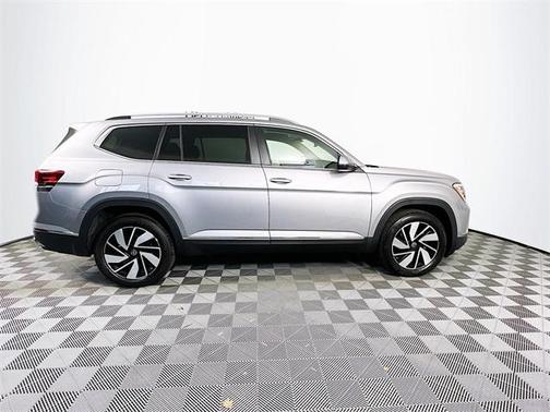 2025 Volkswagen Atlas 2.0T SEL