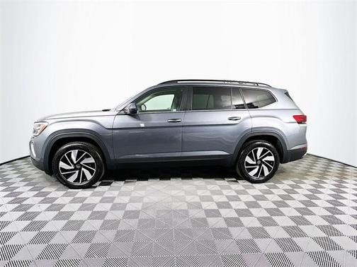 2025 Volkswagen Atlas 2.0T SE