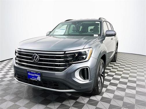 2025 Volkswagen Atlas 2.0T SE