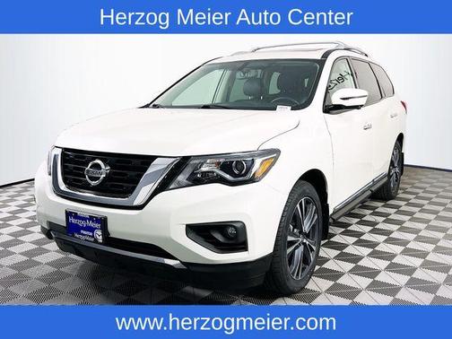 2019 Nissan Pathfinder Platinum
