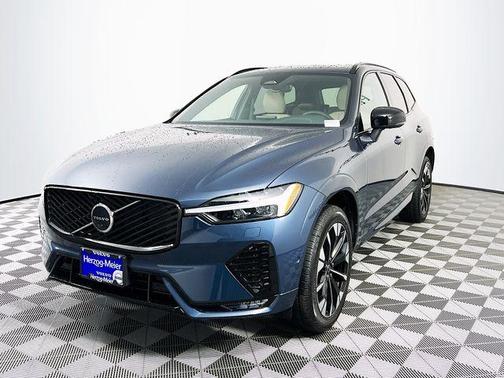2026 Volvo XC60 B5 Plus