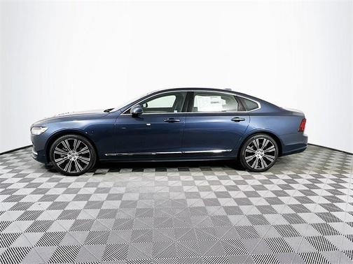 2025 Volvo S90 B6 Plus
