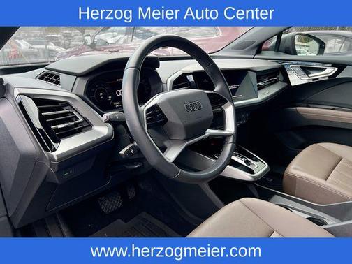 Pebble Gray 2022 Audi Q4 e-tron 50 Premium