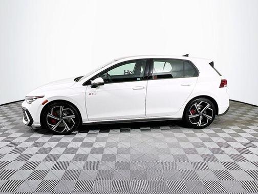 2025 Volkswagen Golf GTI 2.0T SE