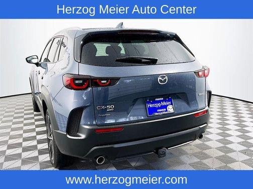 2025 Mazda CX-50 PLUS