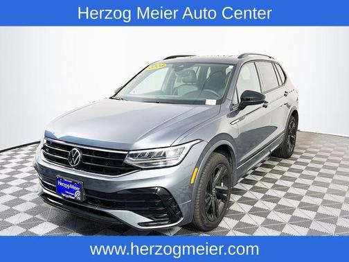 2023 Volkswagen Tiguan 2.0T SE R-Line Black