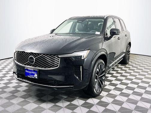 2026 Volvo XC90 B6 Ultra 7-Seater