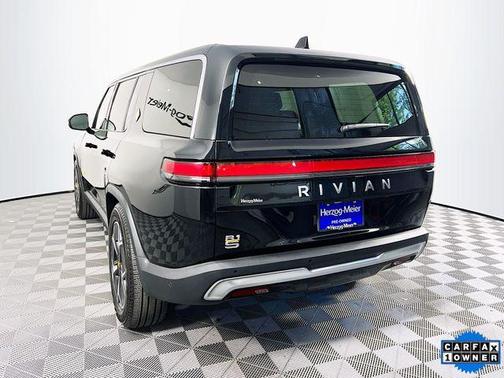 2023 Rivian R1S Adventure Quad Motor Large Pack