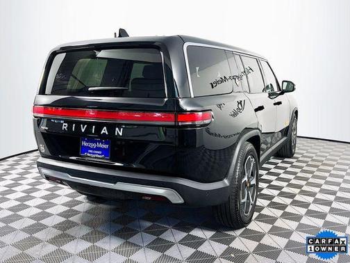 2023 Rivian R1S Adventure Quad Motor Large Pack