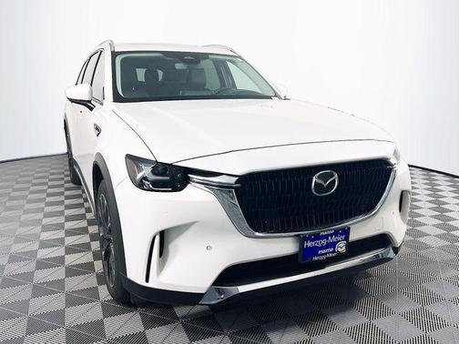 2024 Mazda CX-90 PHEV Premium