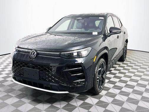 2026 Volkswagen Tiguan 2.0T SEL R-Line