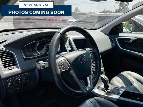 2016 Volvo XC60 T6 Drive-E Platinum