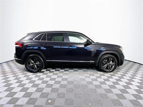 2022 Volkswagen Atlas Cross Sport 2.0T SEL R-Line