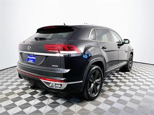 2022 Volkswagen Atlas Cross Sport 2.0T SEL R-Line