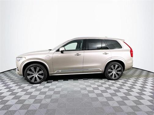 2025 Volvo XC90 Plug-In Hybrid T8 Ultra 6-Seater