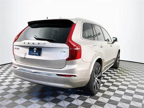 2025 Volvo XC90 Plug-In Hybrid T8 Ultra 6-Seater