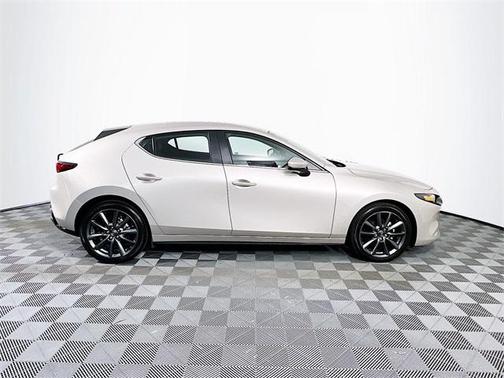 2023 Mazda Mazda3 FWD w/Select Package