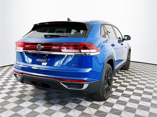 2025 Volkswagen Atlas Cross Sport 2.0T SE w/Technology