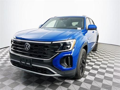 2025 Volkswagen Atlas Cross Sport 2.0T SE w/Technology