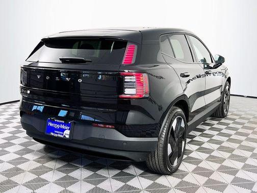 2026 Volvo EX30 Twin Motor Plus